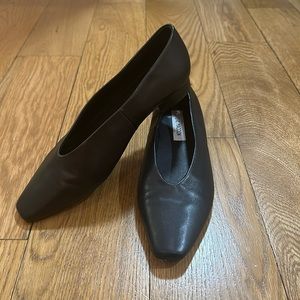 Chic Square-Toe Steve Madden Flats